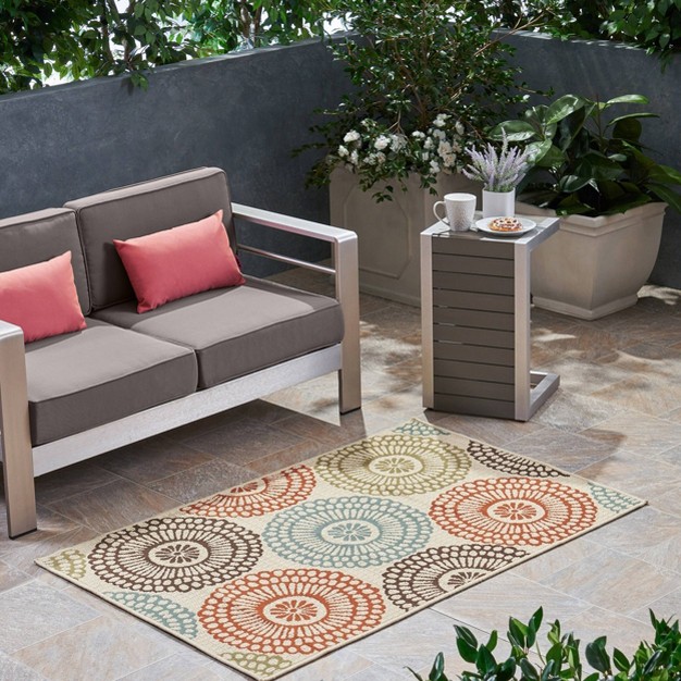 Seastar Medallion Outdoor Rug Ivory Christopher Knight Home