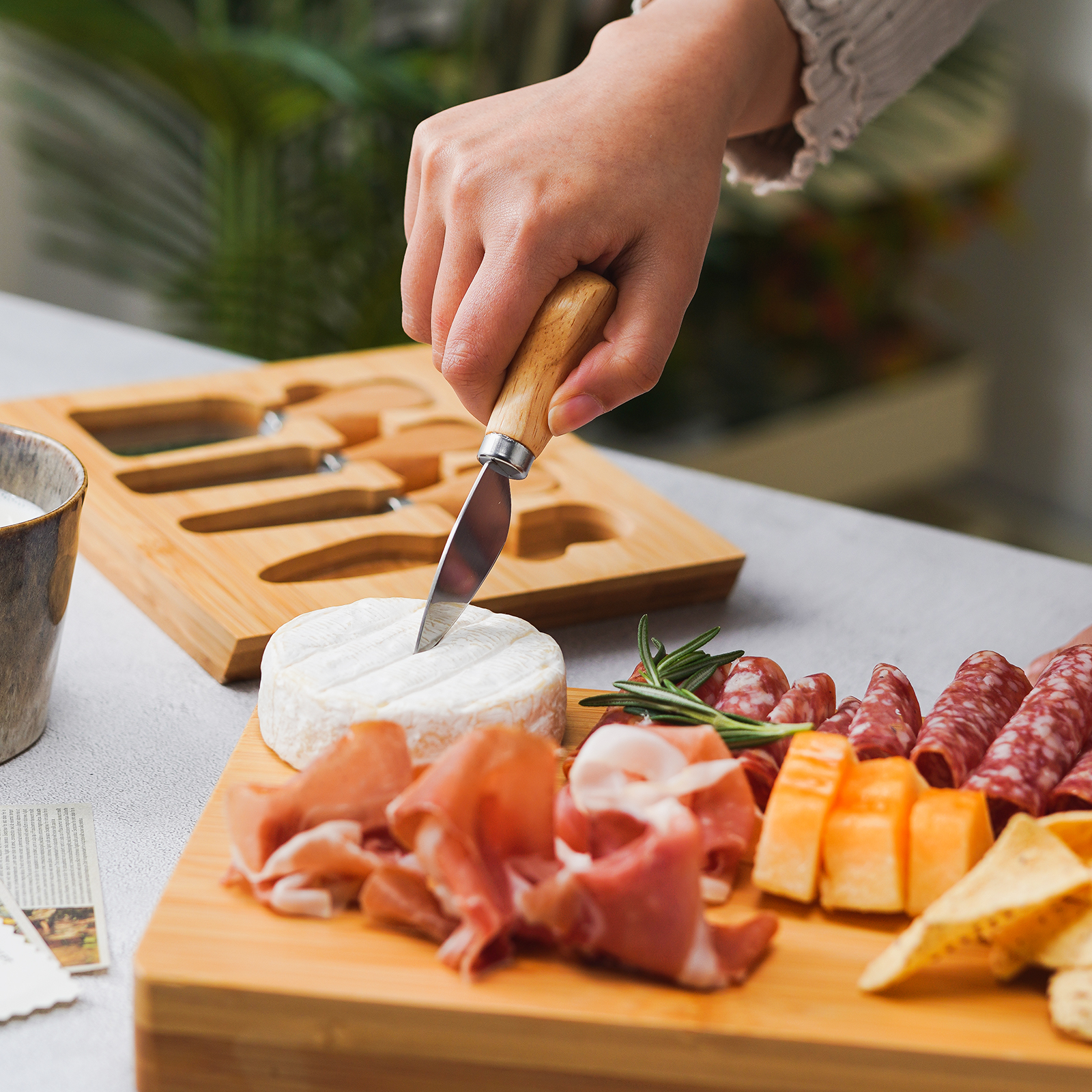 EURO SAKURA Bamboo Cheese Board Set， Wooden Charcuterie Board Serving Platter with Knife Set (7.5x15.5)