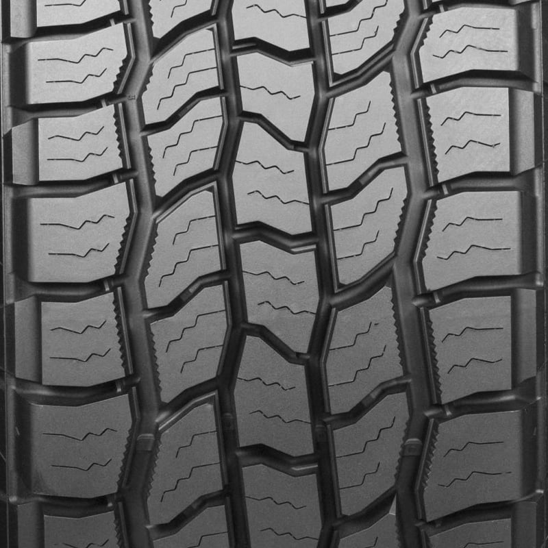 Cooper Discoverer AT3 XLT All-Season LT275/70R18 125S Tire