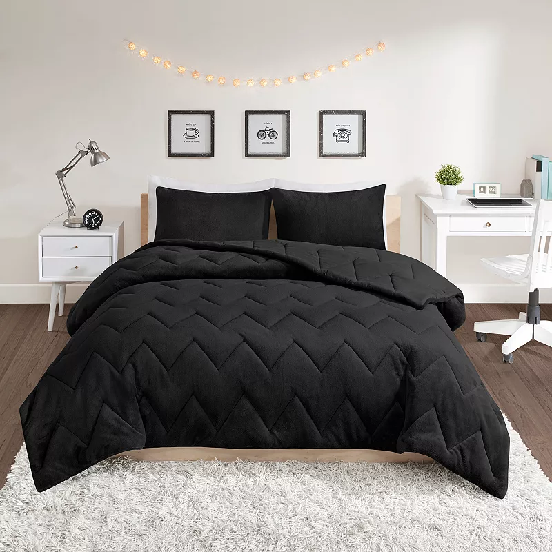 Intelligent Design Kai Plush Reversible Comforter Set