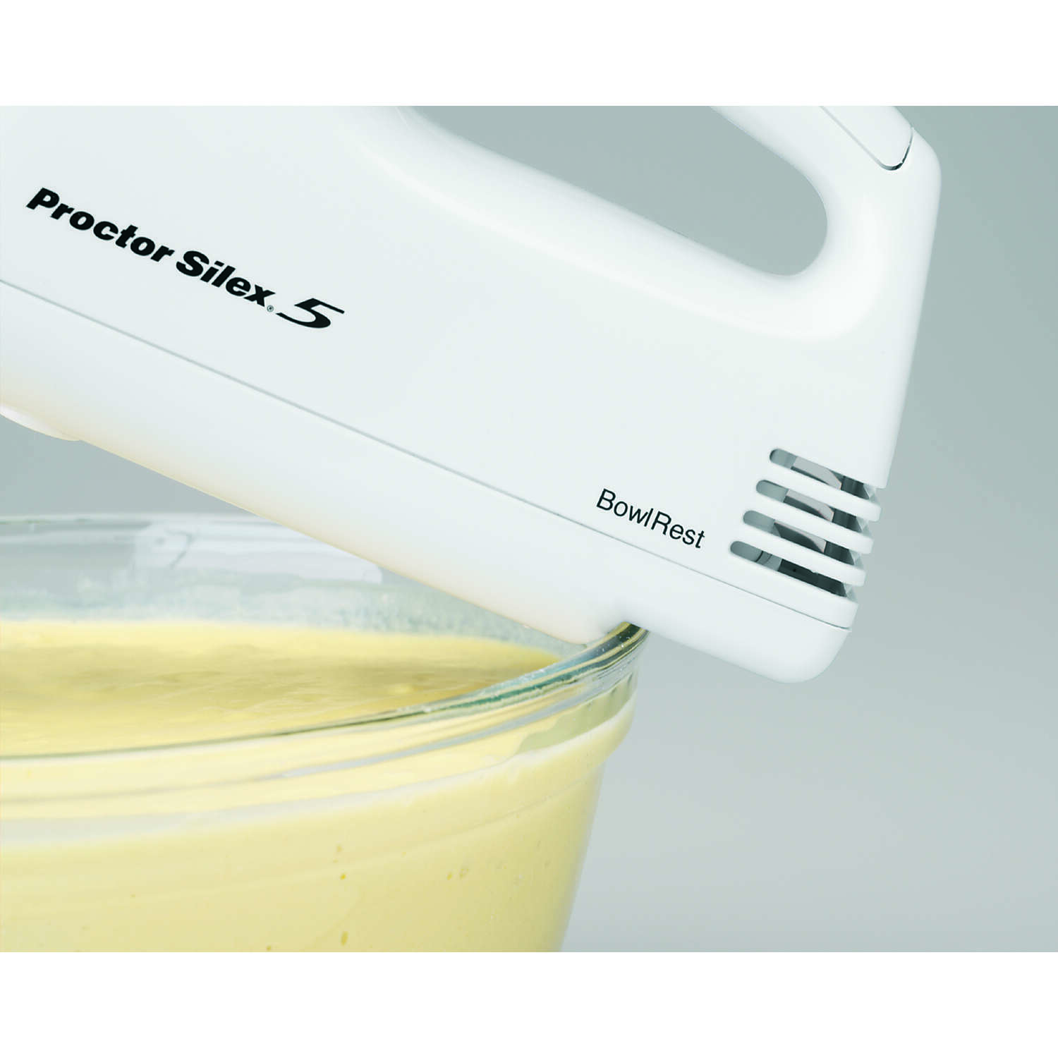 Proctor Silex White 5 speed Hand Mixer