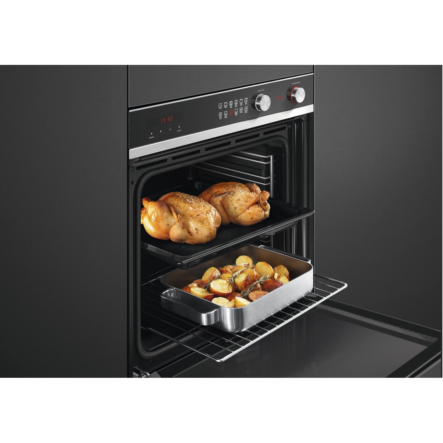 Fisher & Paykel 24-inch, 3.0 cu.ft. Built-in Single Wall Oven with 11 Functions OB24SCDEX1