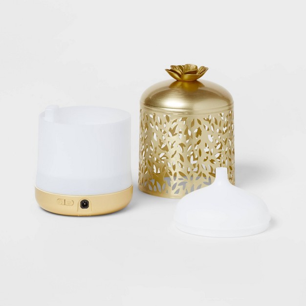 200ml Metal Flower Cutout Color changing Oil Diffuser Gold