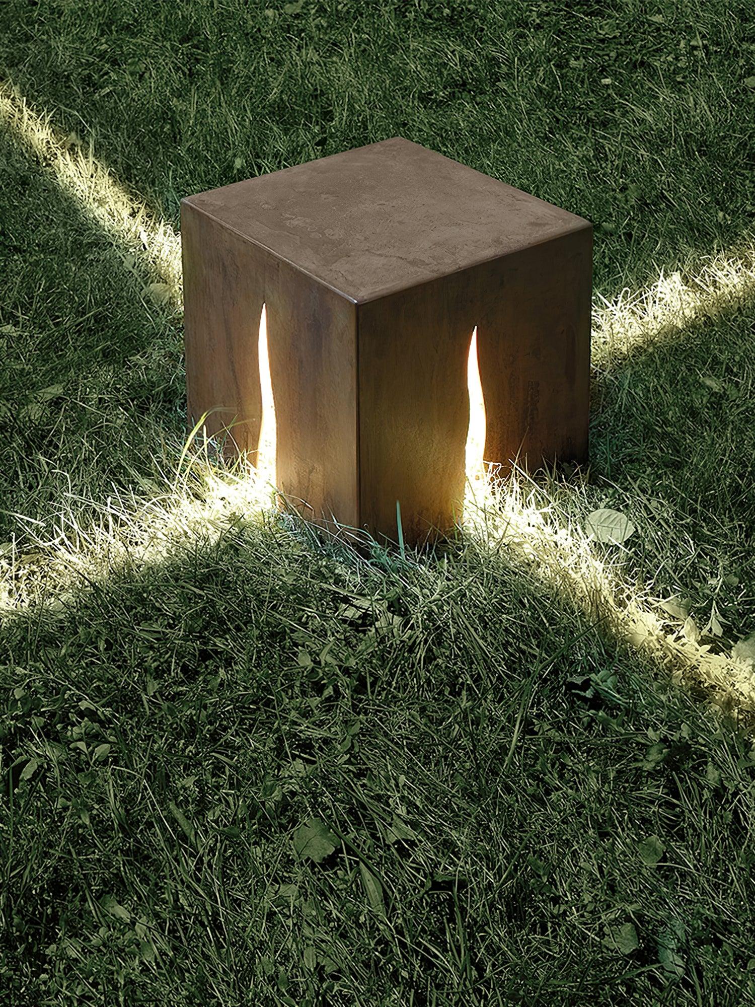 Crack Cube Outdoor Light