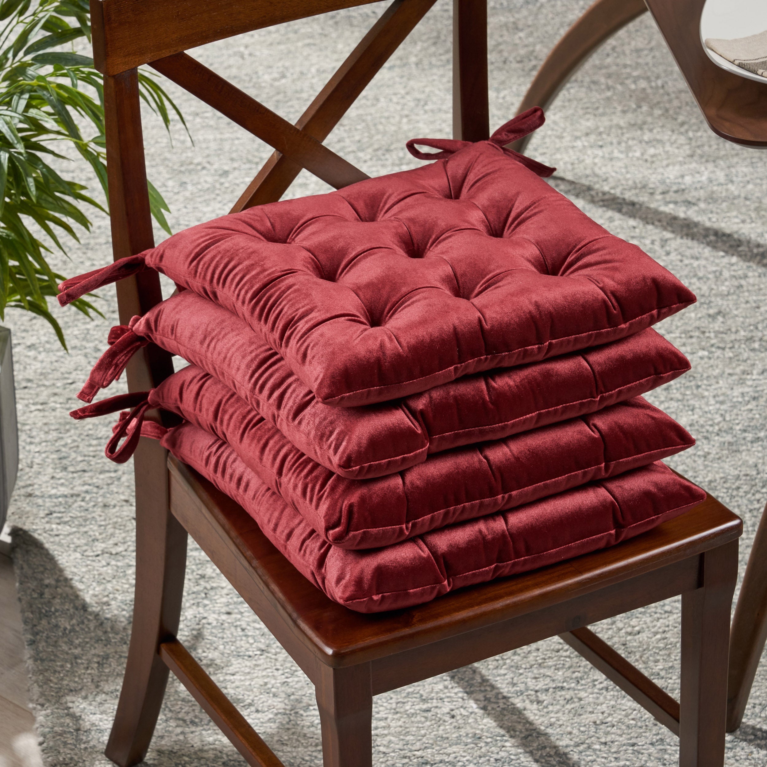 Asma Tufted Velvet Dining Chair Cushion Pads (Set of 4)