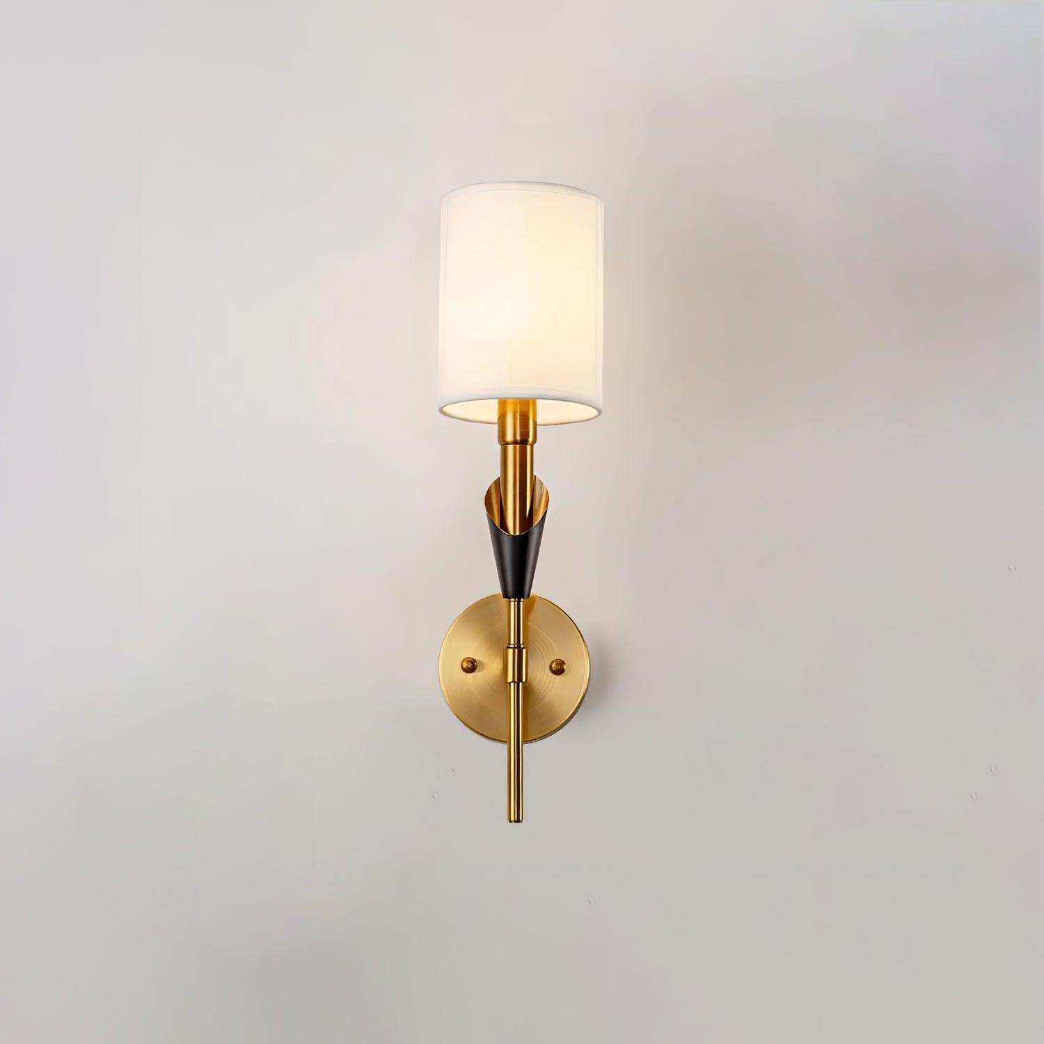 Tate Wall Lamp