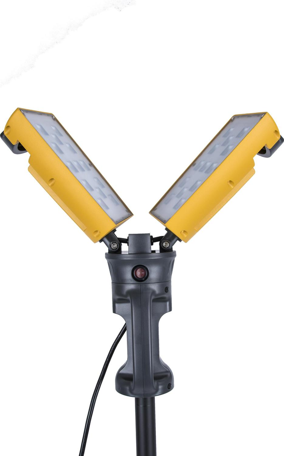 Lutec 3300 Lumen LED Work Light with Tripod