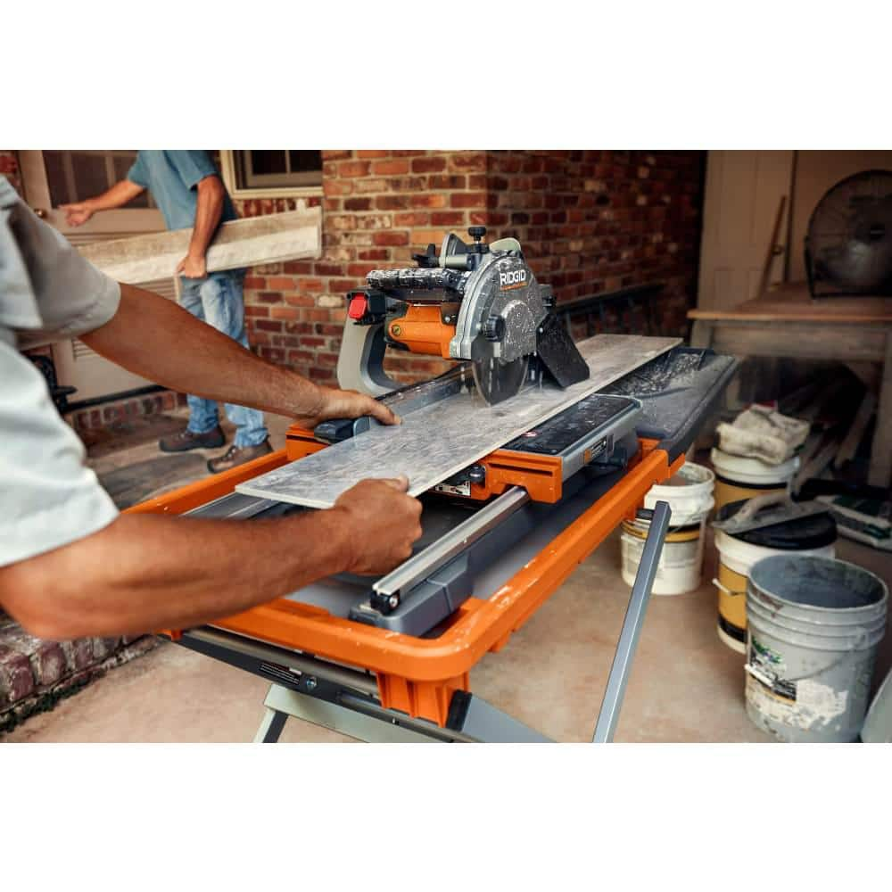 RIDGID 12 Amp Corded 8 in. Tile Saw with Extended Rip R4041S