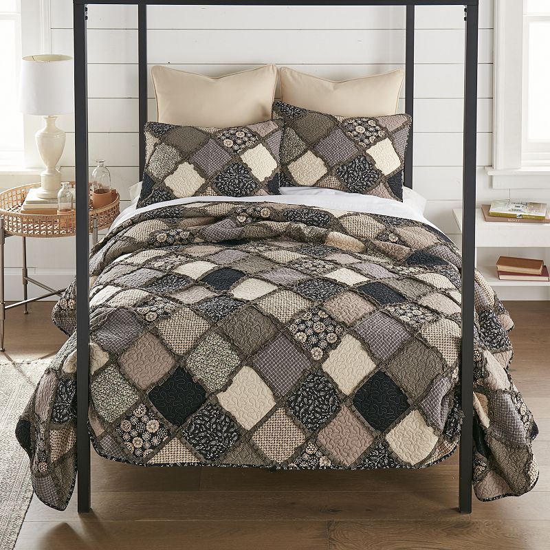 Donna Sharp Lexington Quilt Set with Shams