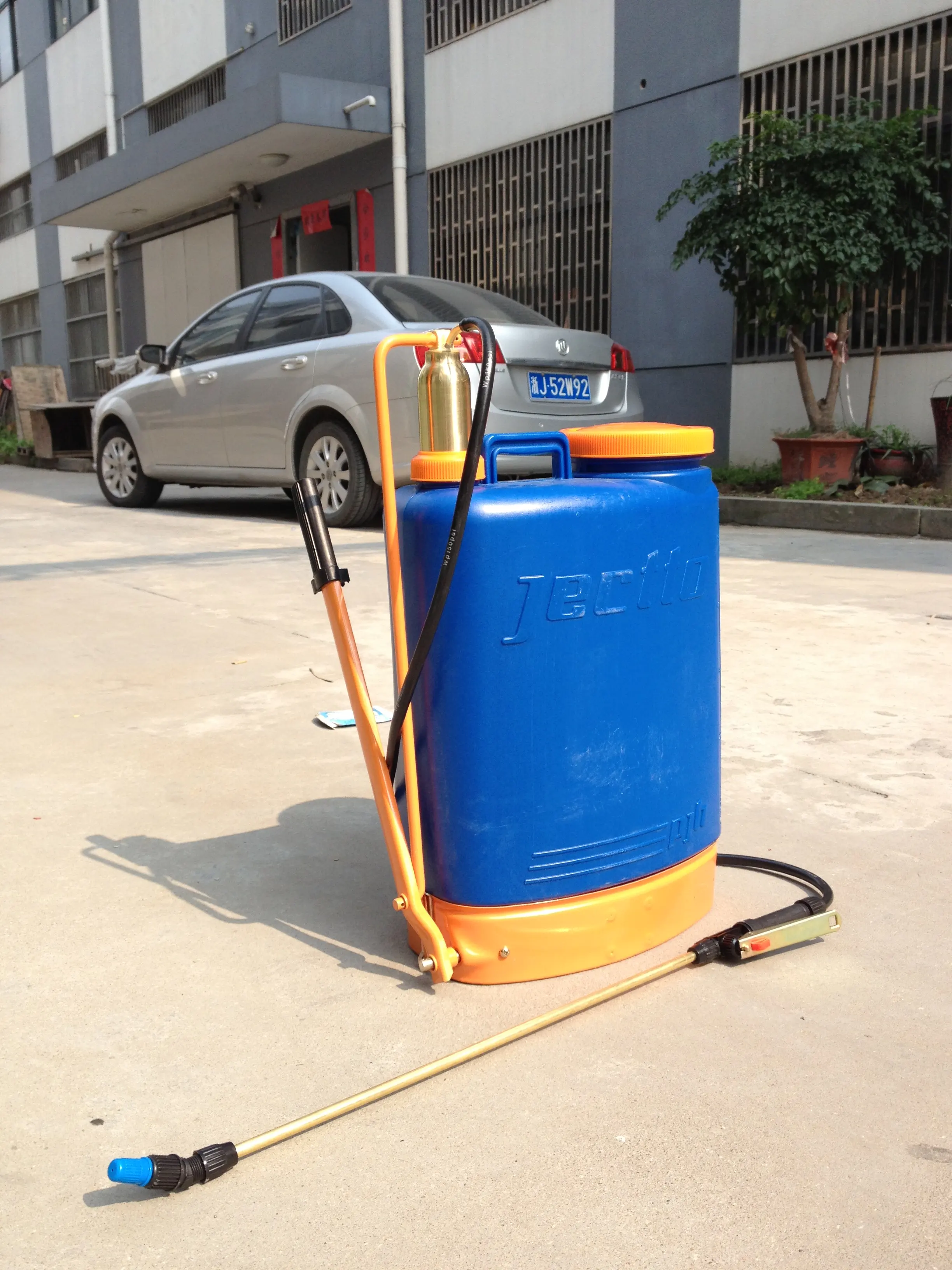 Jiabao 20L manual pressure garden knapsack sprayer