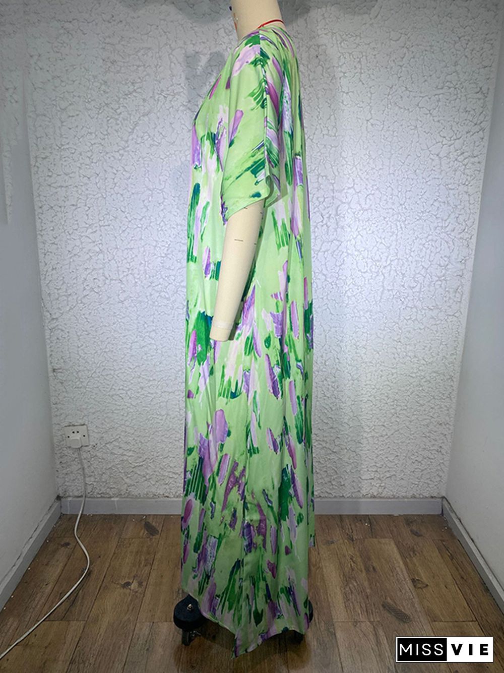 Loose Short Sleeves Multi-Colored Printed V-Neck Maxi Dresses