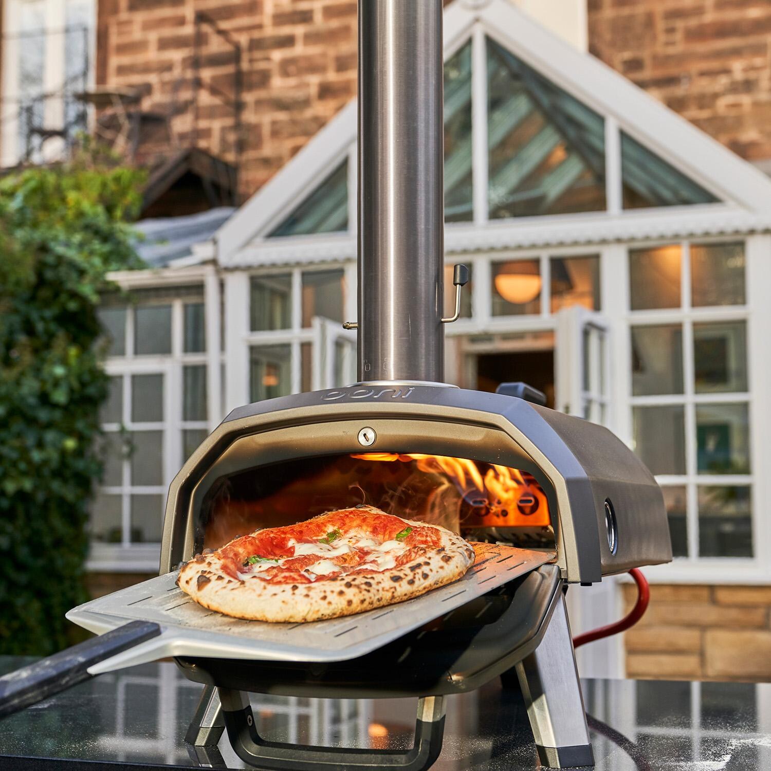 Ooni Karu 12G Multi-Fuel Portable Pizza Oven