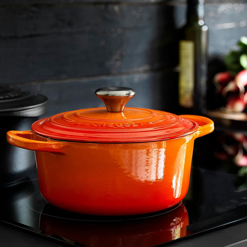 Le Creuset Signature 3.5 Quart Round Dutch Oven