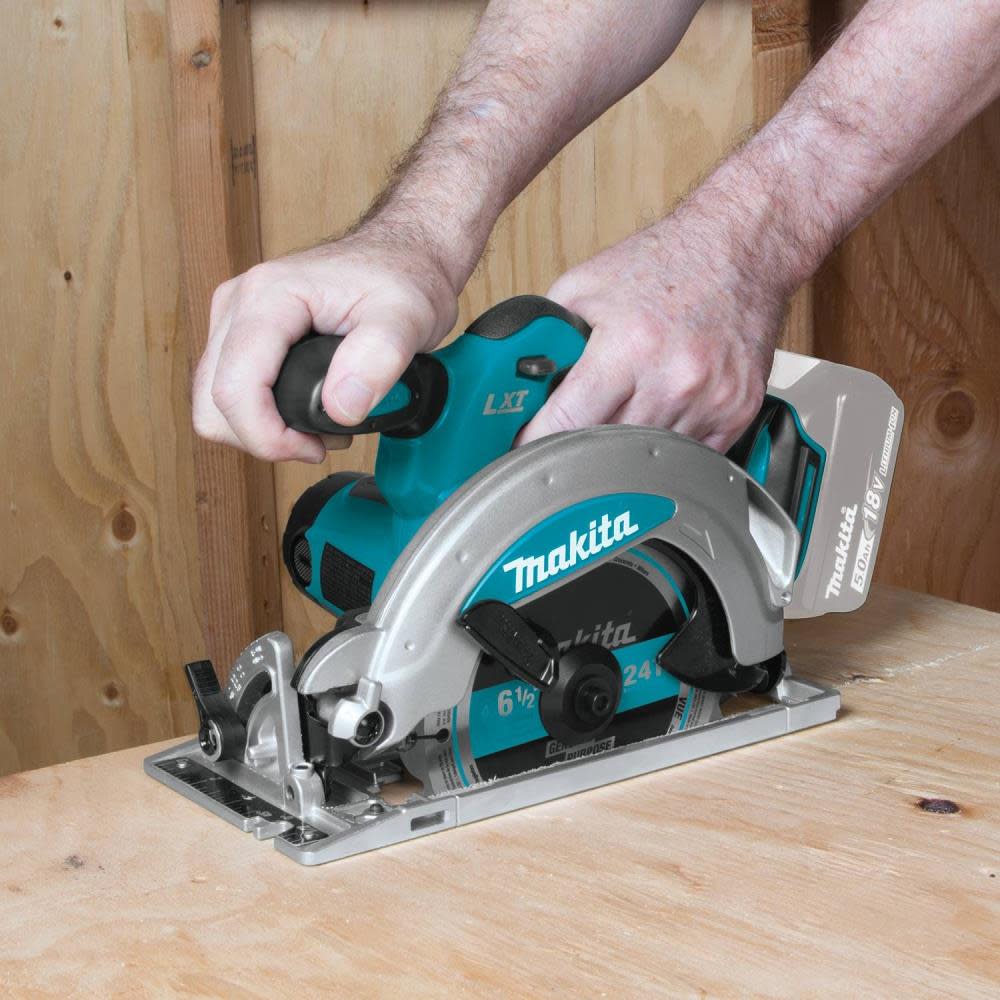 18V LXT Lithium-Ion Cordless 6-1/2 in. Circular Saw (Tool only)