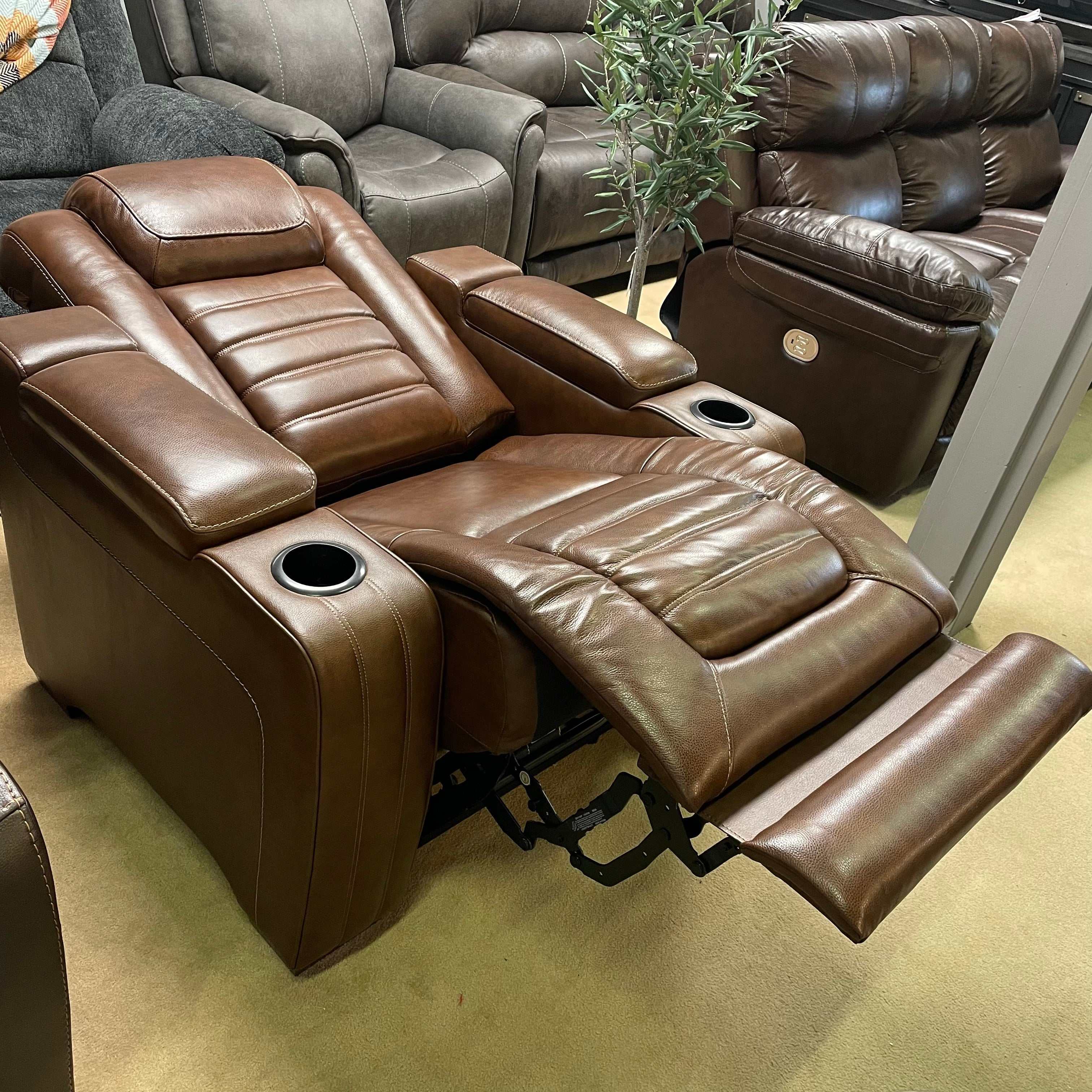 (Online Special Price) Backtrack Chocolate Power Recliner