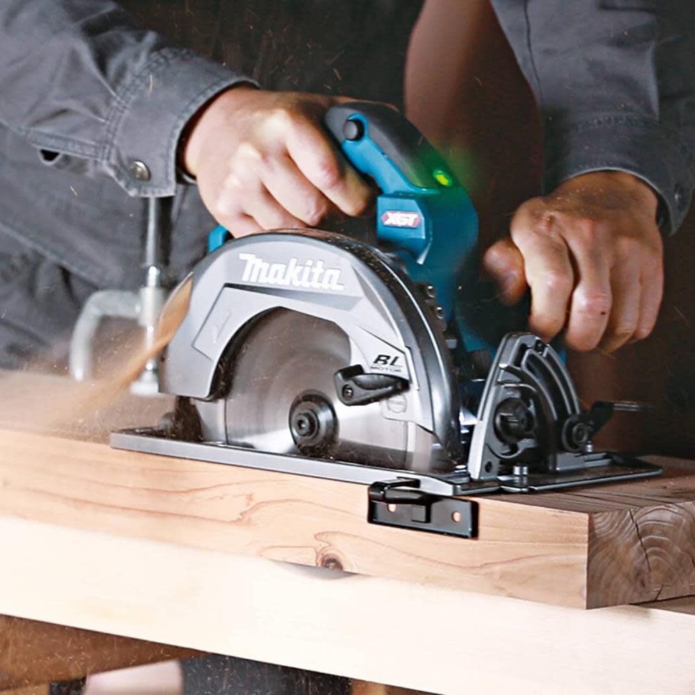 Makita XGT 40V max Circular Saw Kit 7 1/4