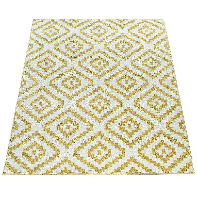 Modern Low-Pile Rug Geometric Moroccan Design in Pastel Colors