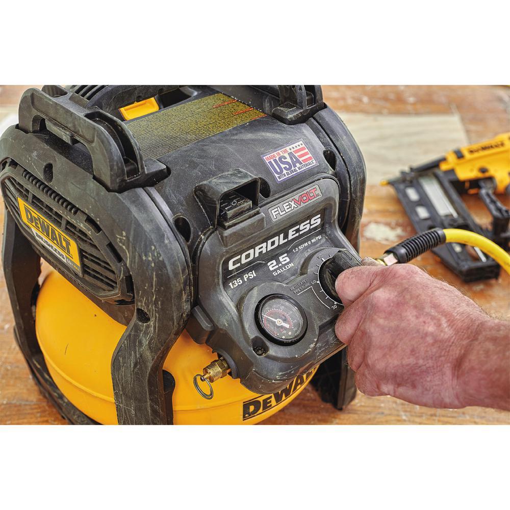 Dewalt DCC2560T1 FlexVolt 60 Volts MAX 2.5 Gallon Cordless Portable Air Compressor Kit