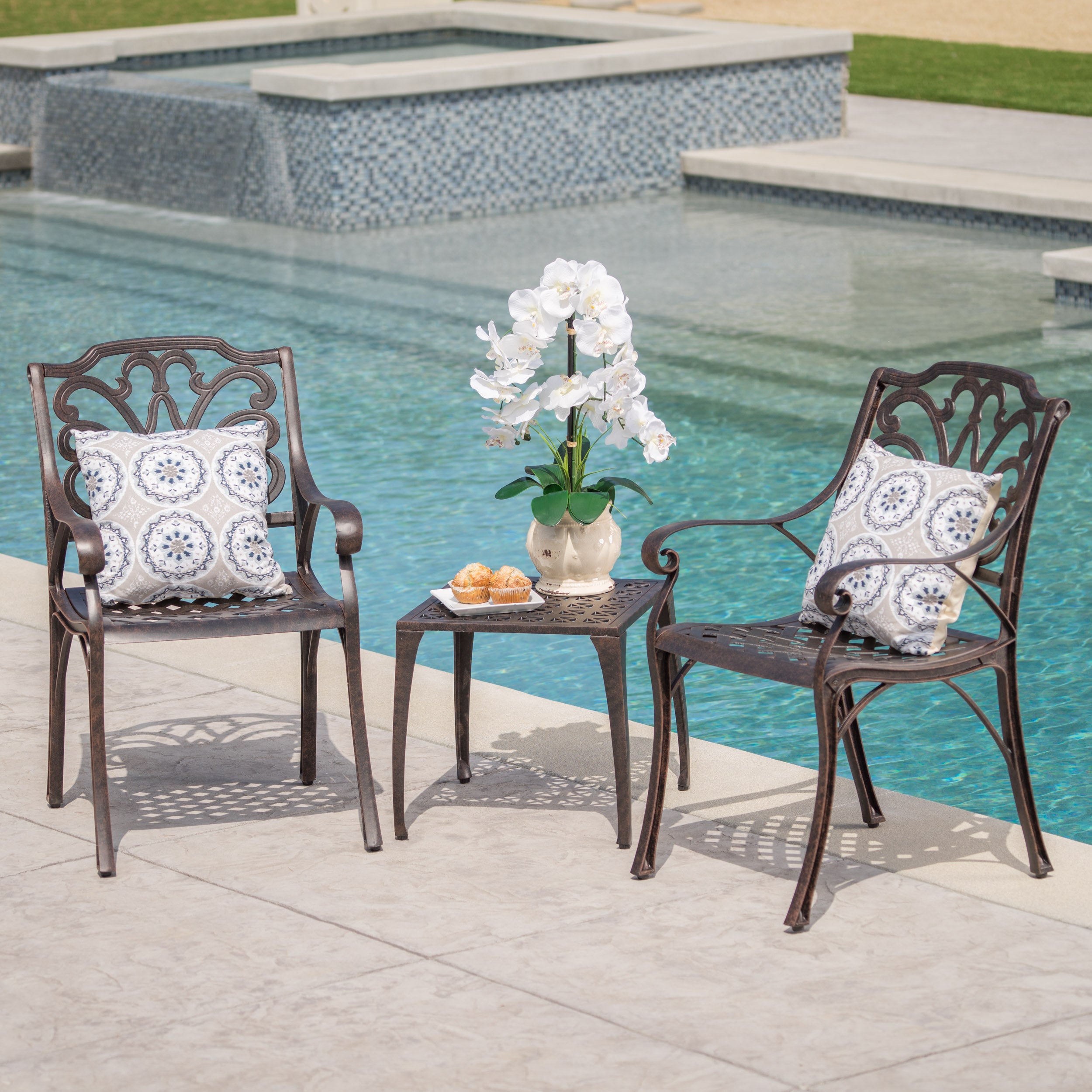 Kata Outdoor 3 Piece Bronze Finished Cast Aluminum Chat Set