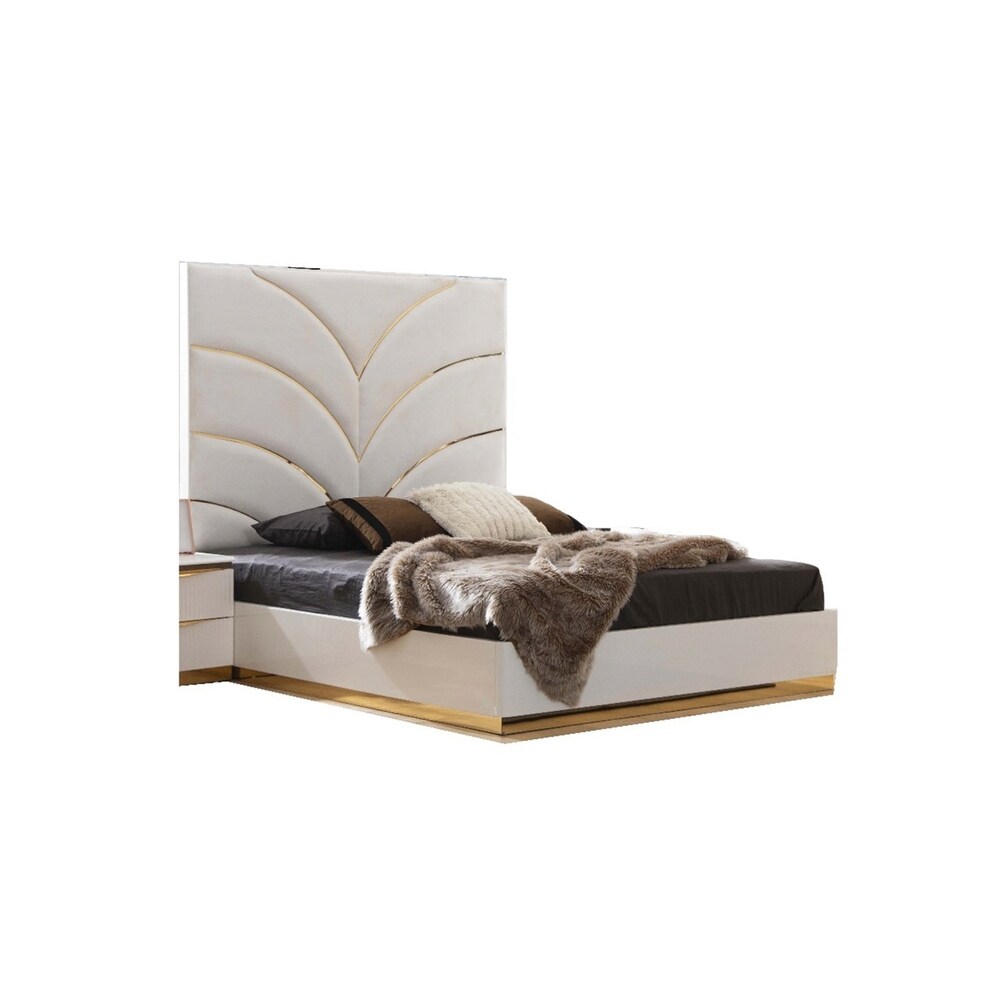 Laura Contemporary Style Queen/King Bed Made with Wood   Gold Finish