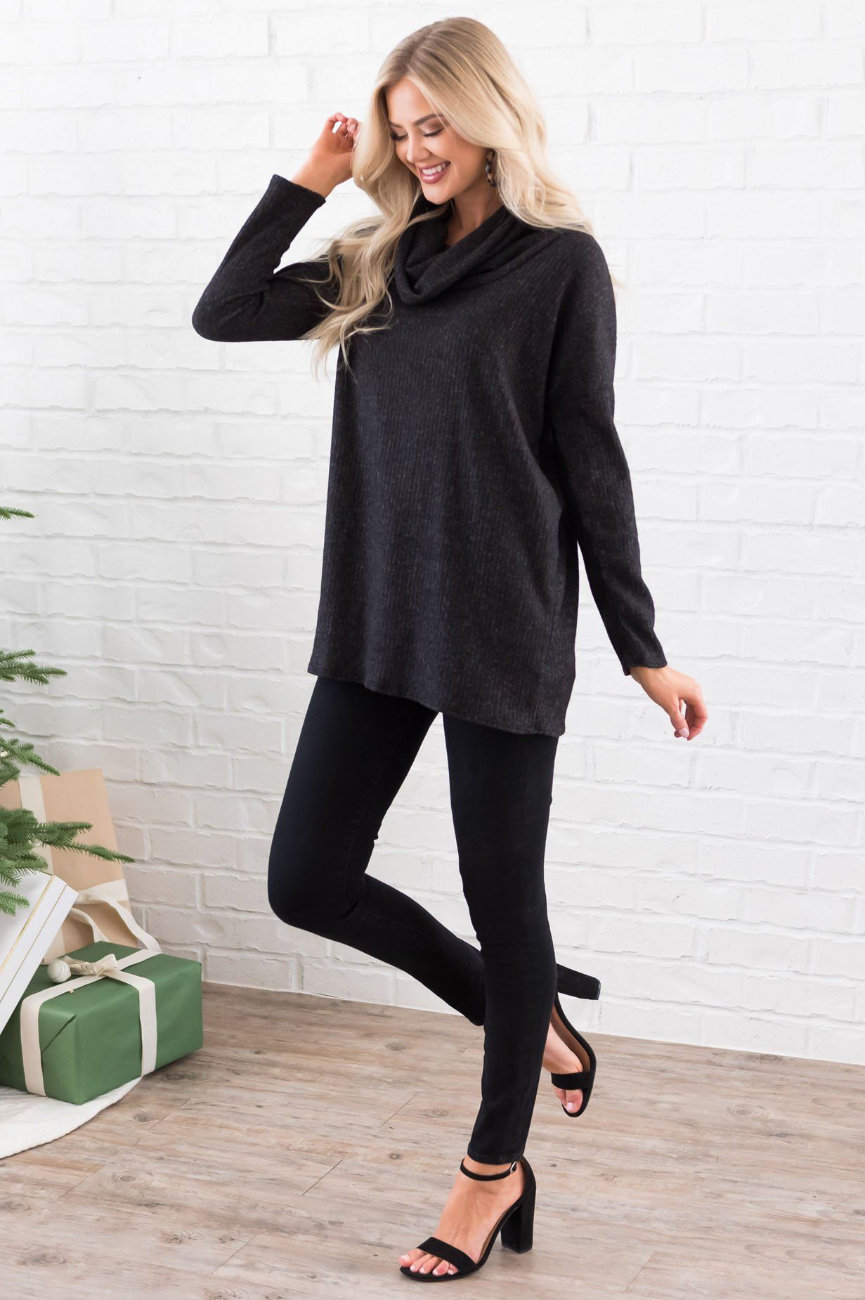 Midnight Snow Fall Modest Top