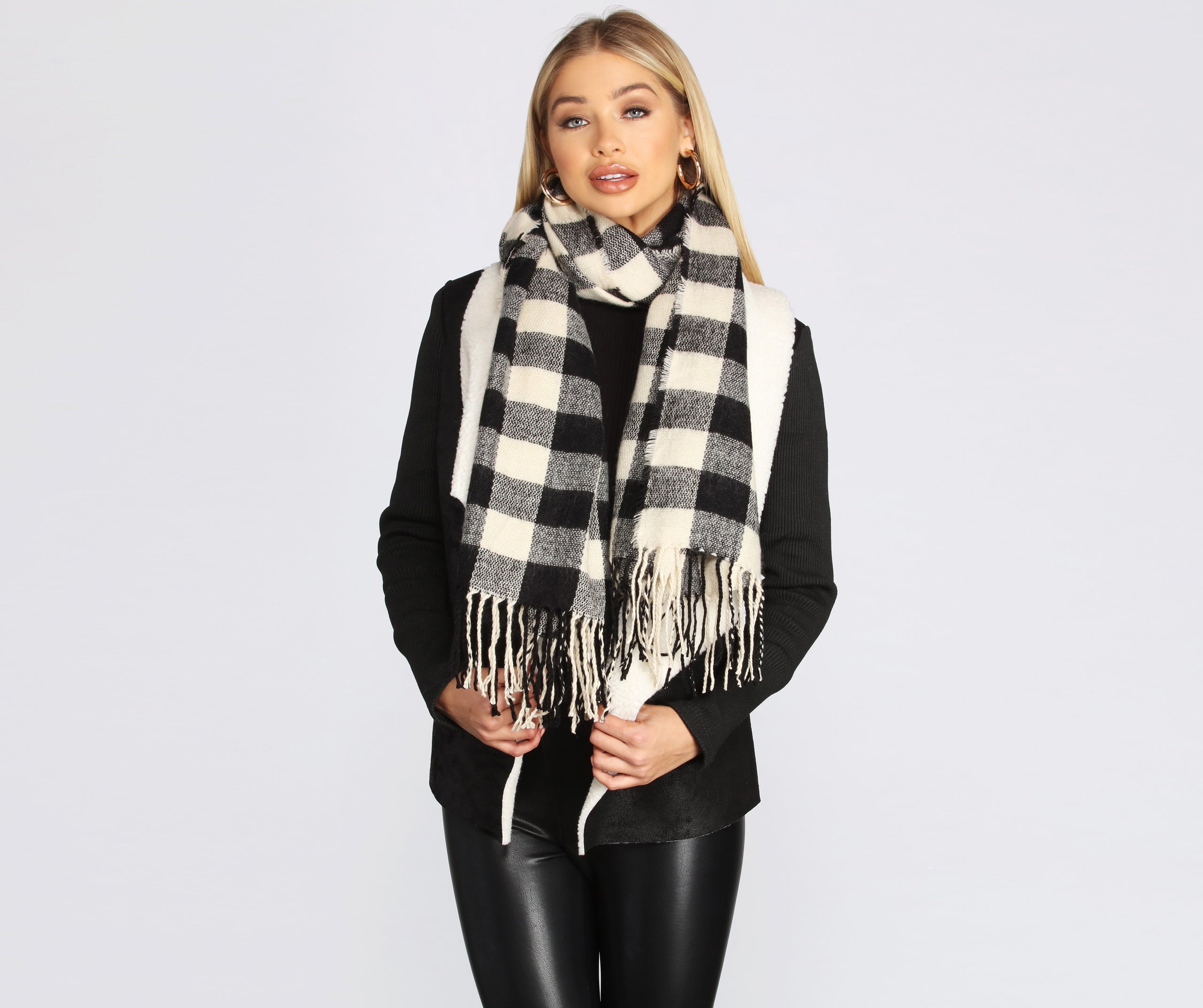 Buffalo Plaid Fringe Scarf