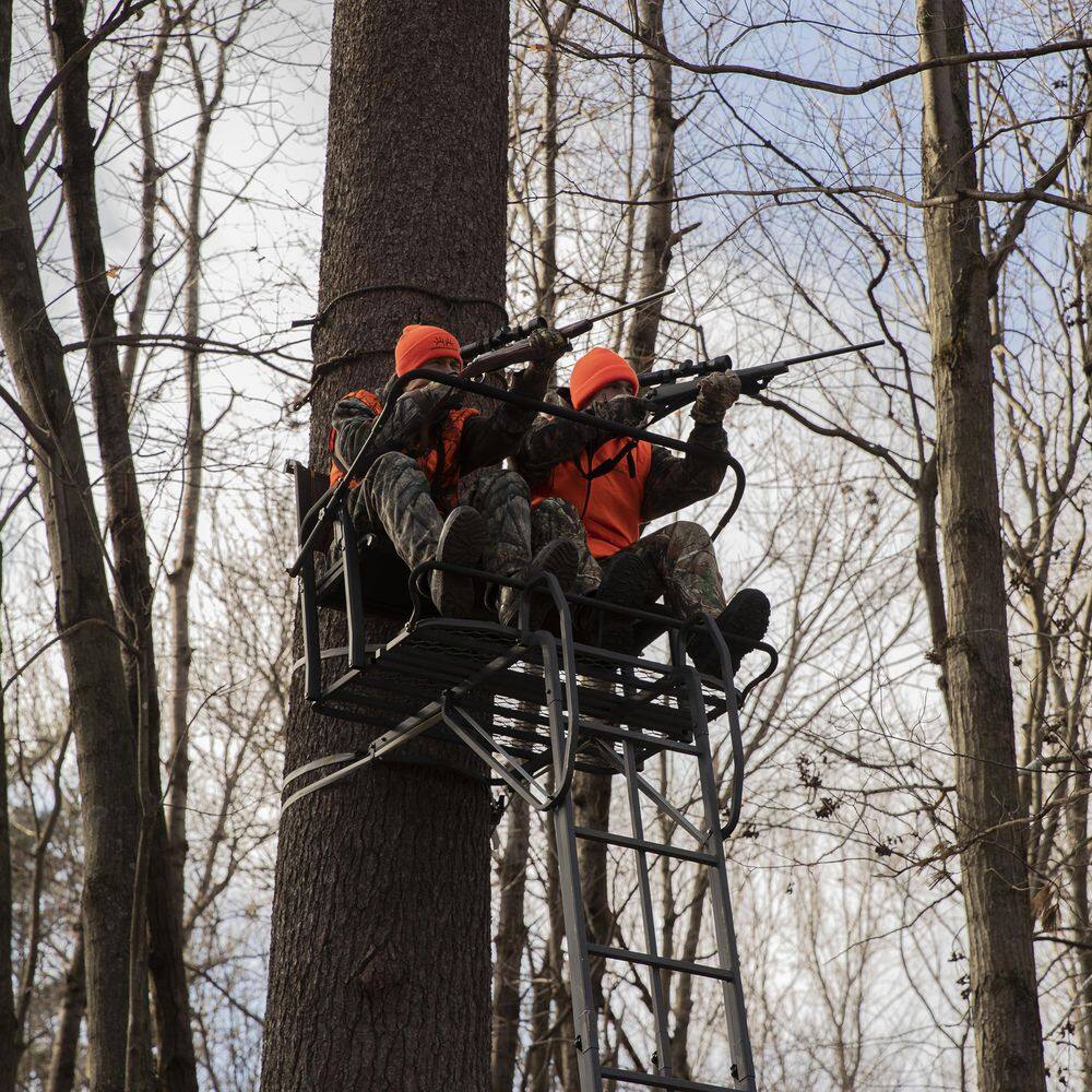 RIVERS EDGE Lockdown 21 ft. 2-Man Ladder Treestand LD202E