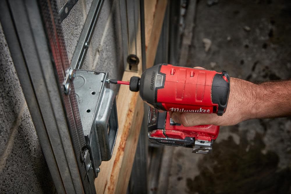 Milwaukee M18 FUEL SURGE 1/4 in. Hex Hydraulic Driver Reconditioned 2760-80 from Milwaukee