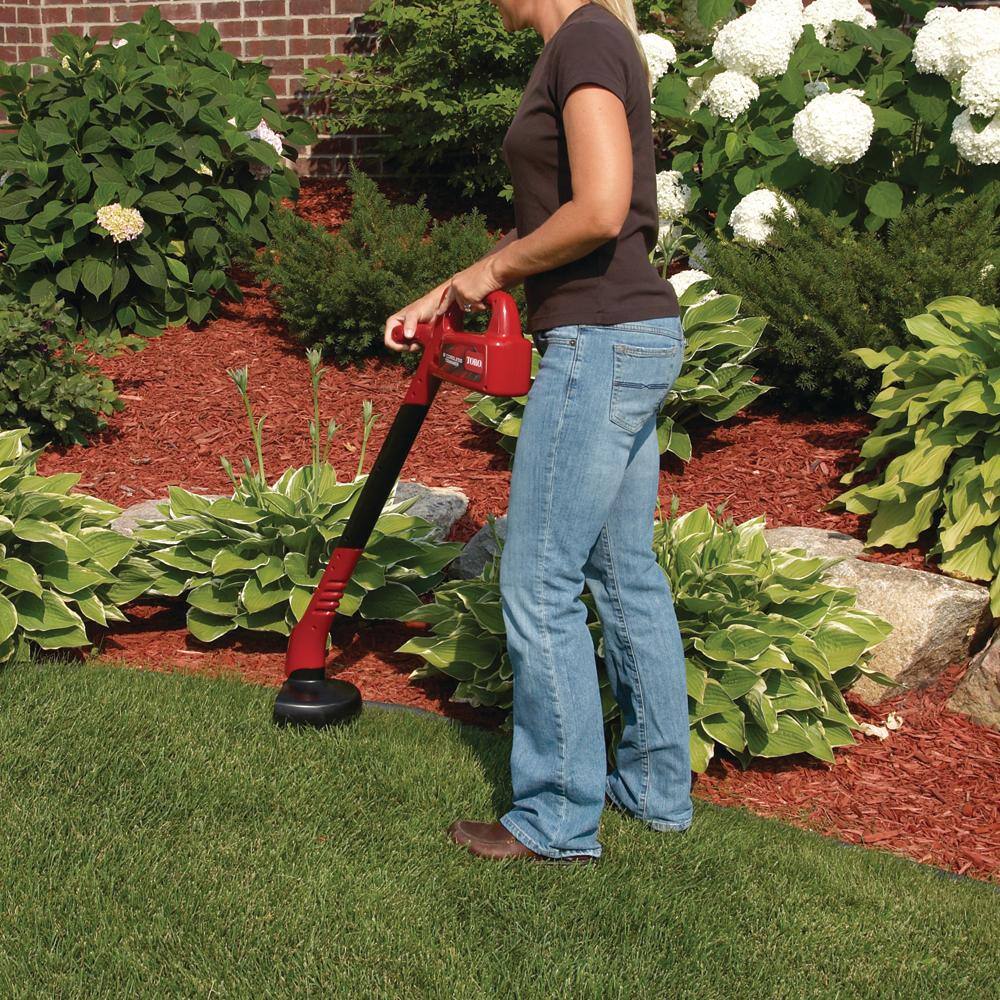 Toro 8 in. 12V Cordless String Trimmer 51467