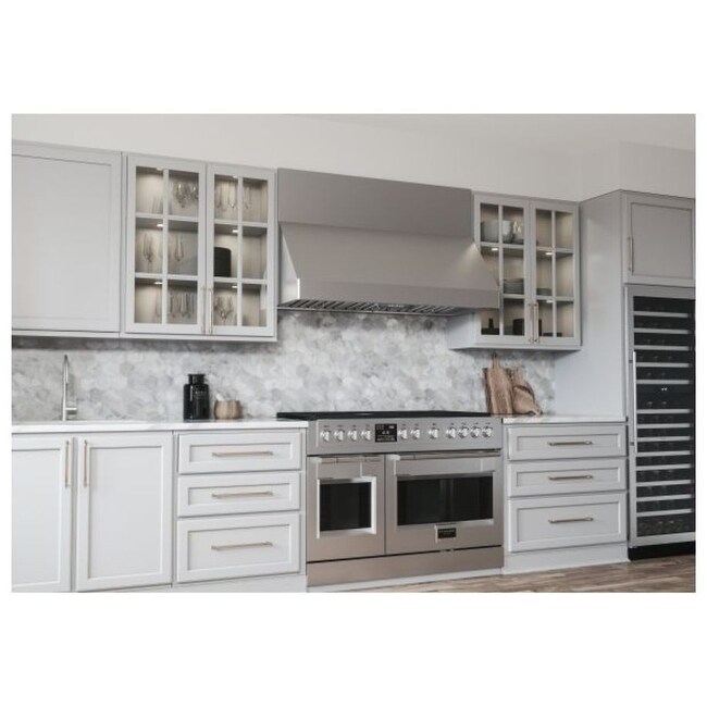 Zephyr 650 CFM 54 Inch Wide Wall Mounted Range Hood with Airflow