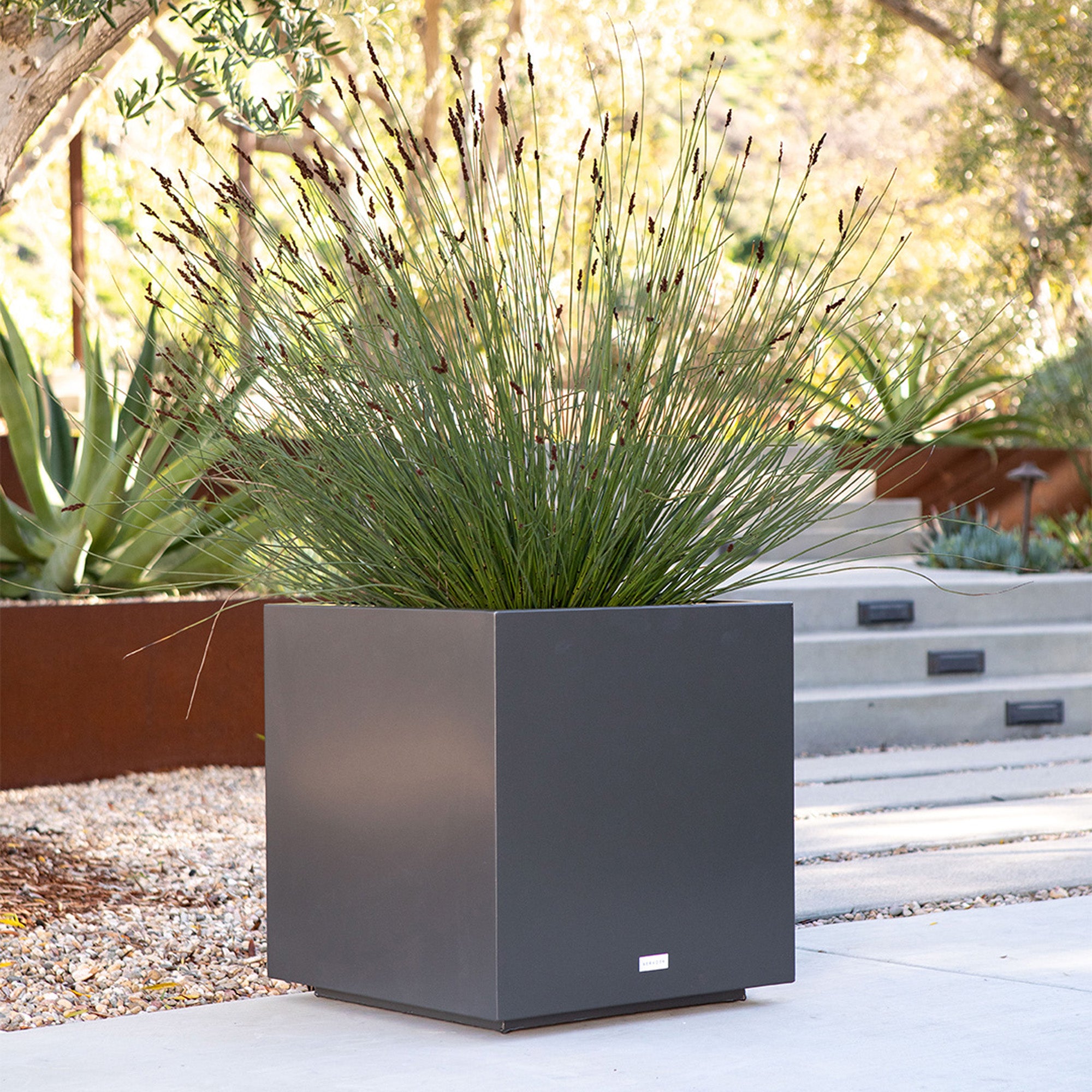 Veradek Block Series Cube Medium Planter Grey