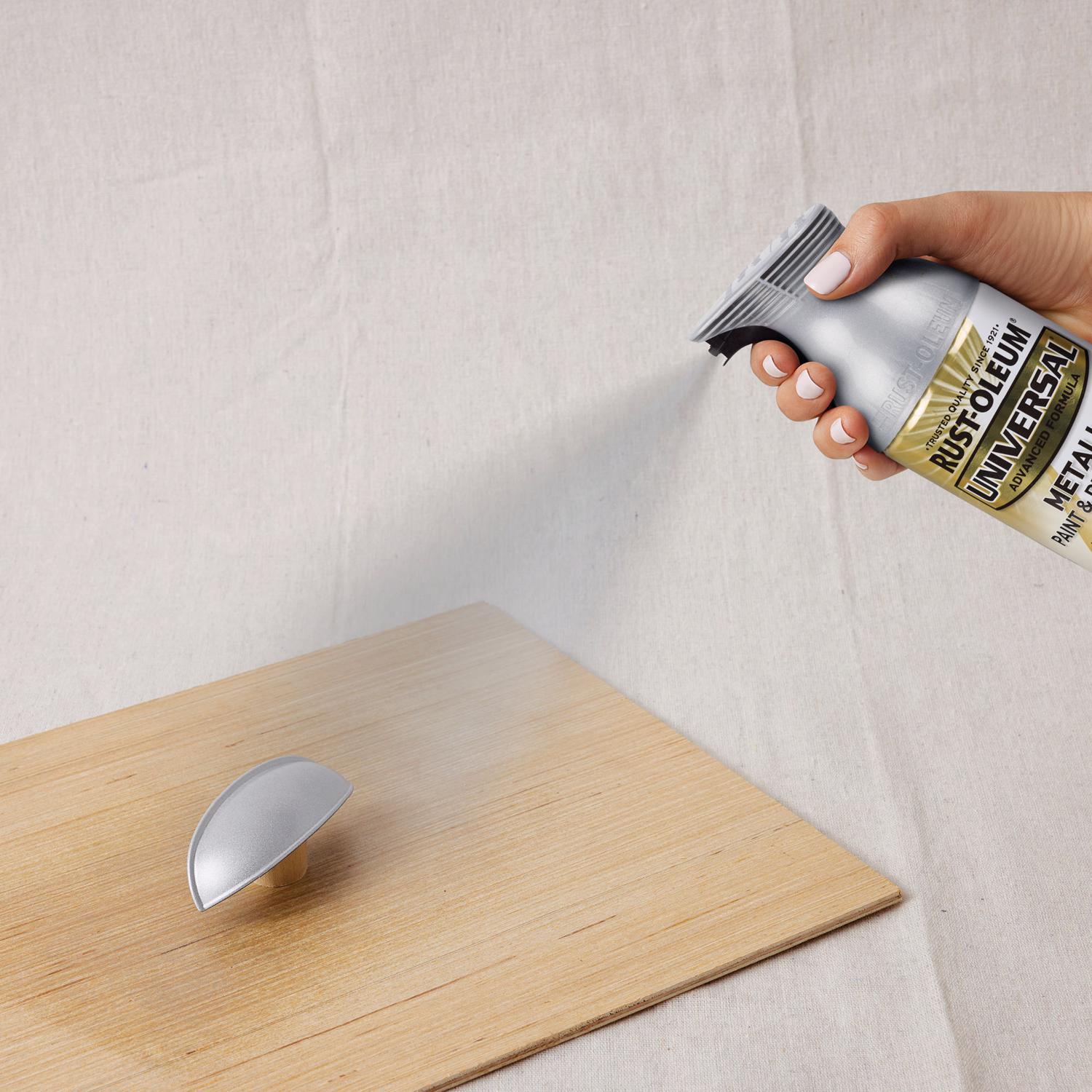 Rust-Oleum Universal Titanium Silver Metallic Spray Paint 11 oz