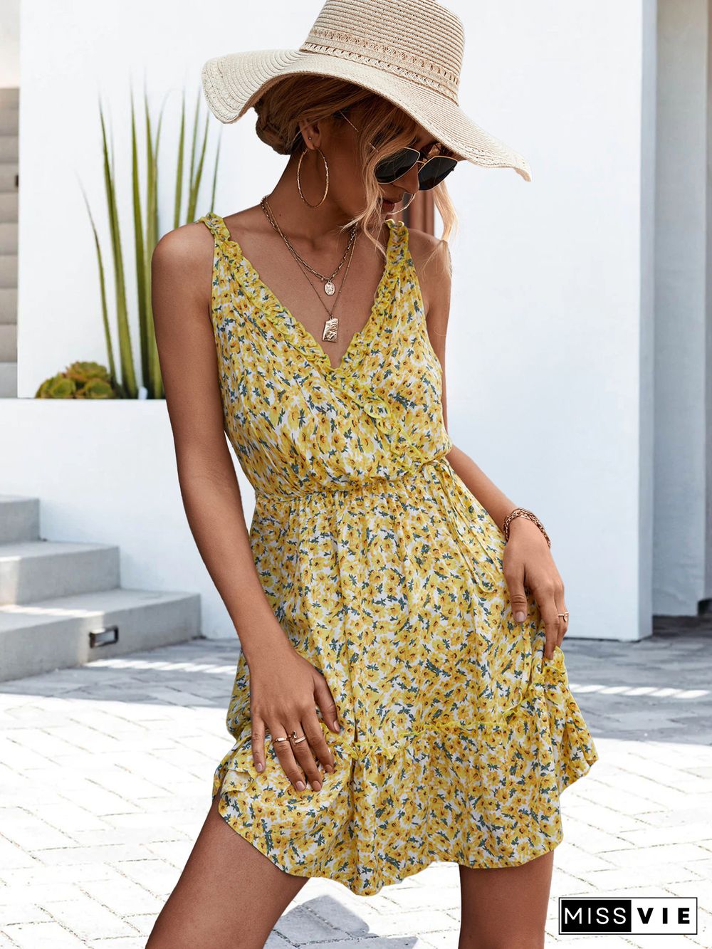 V-neck Lace-up Ruffle Floral Halter Dress