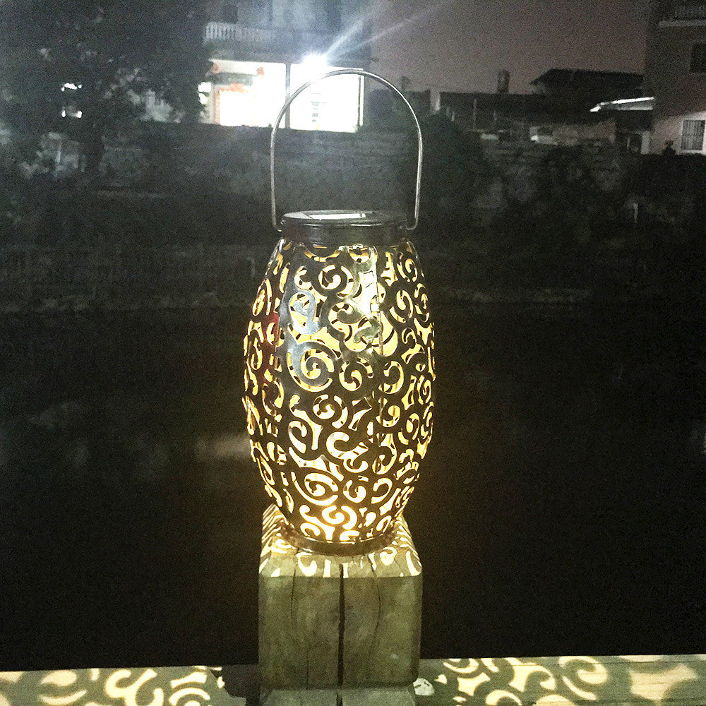 Solar Lantern Garden Hanging Outdoor LED Light with Handle Retro Metal Waterproof Patio Yard Pathway Decorative Outside Solar Light