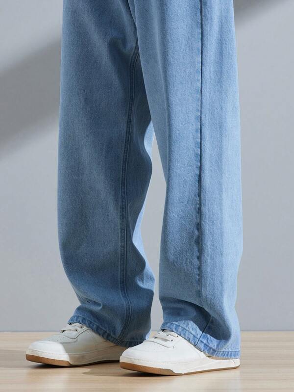 Men Slant Pocket Straight Leg Jeans