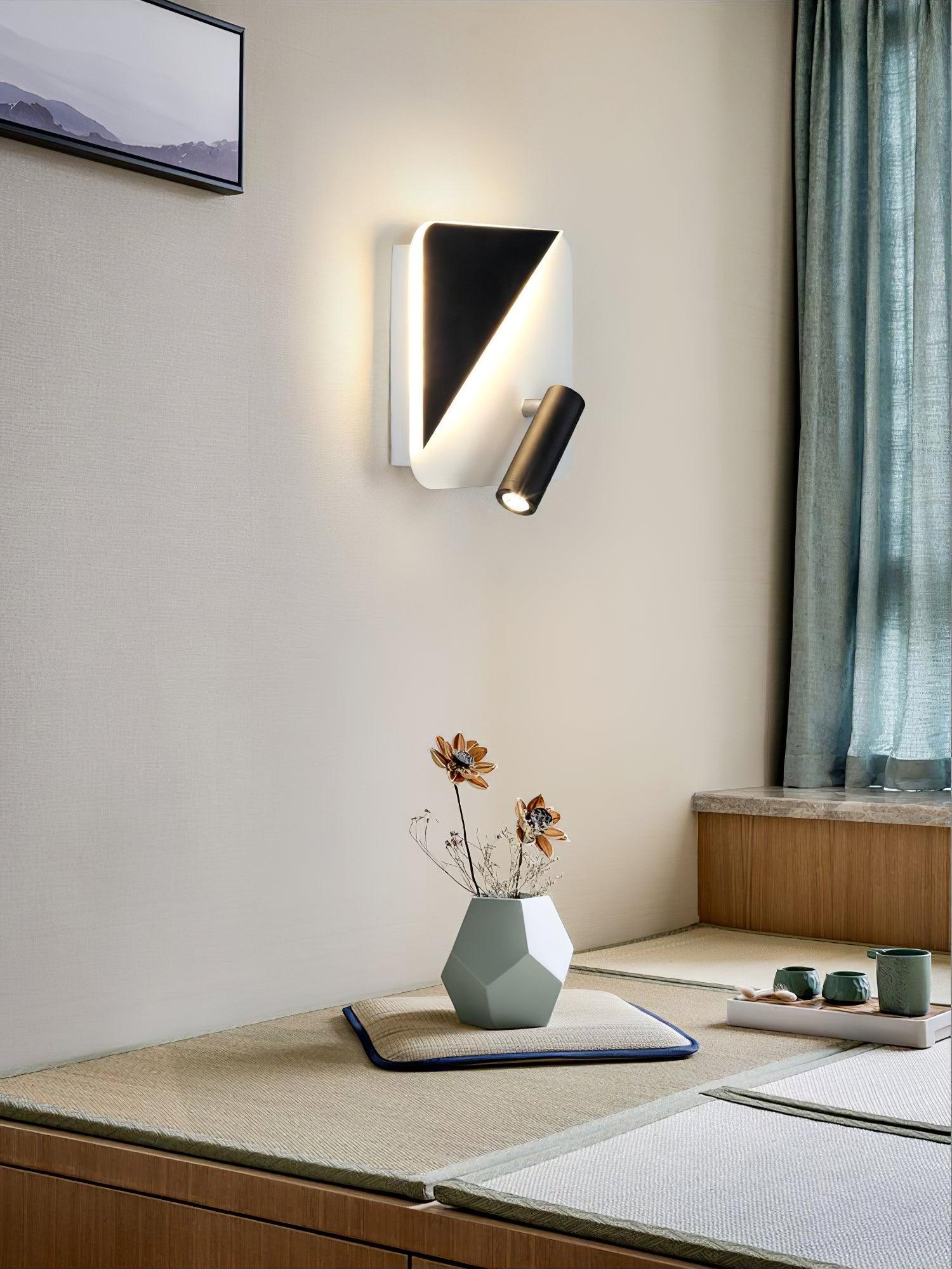 Kneeland Rotatable Wall Lamp