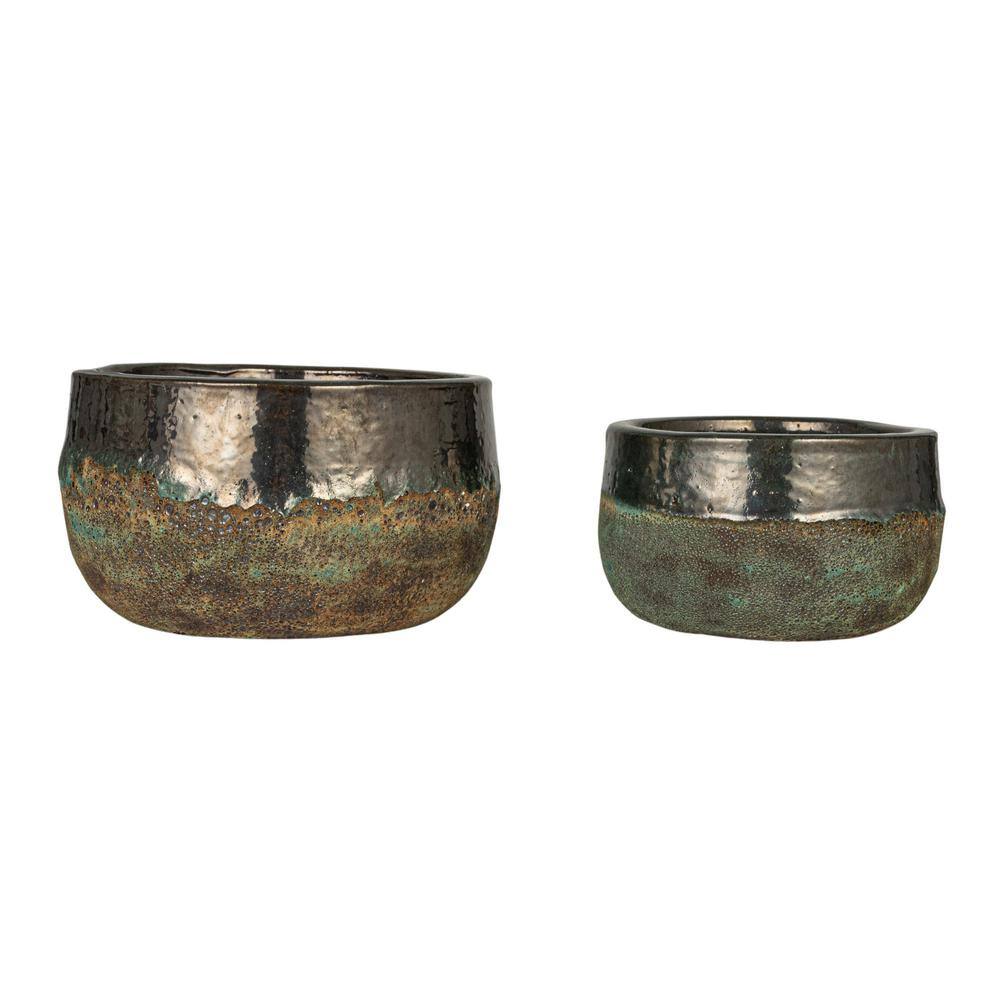 Storied Home Blue and Brown Textured Terra-Cotta Clay Floor Planters (2-Pack) DF8392