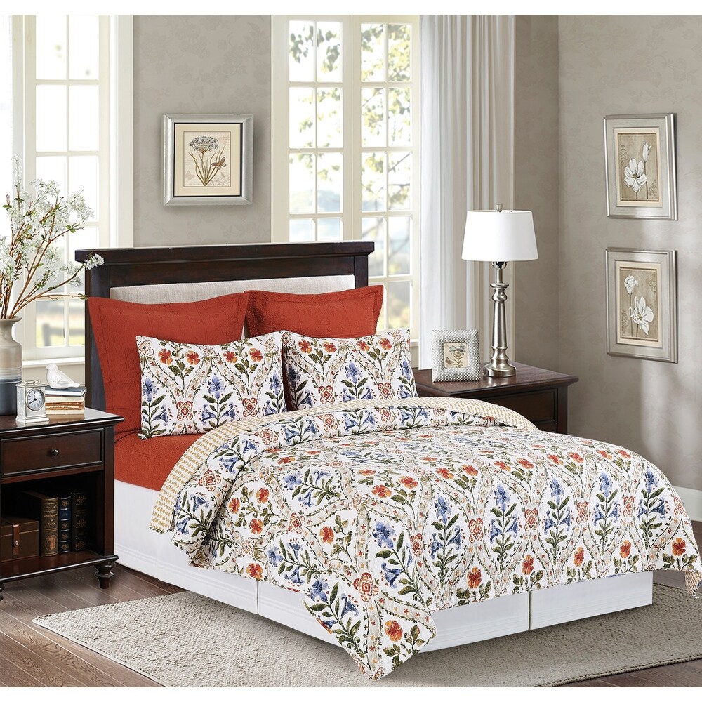 Victoria`s Garden Floral Quilt Bedding Collection