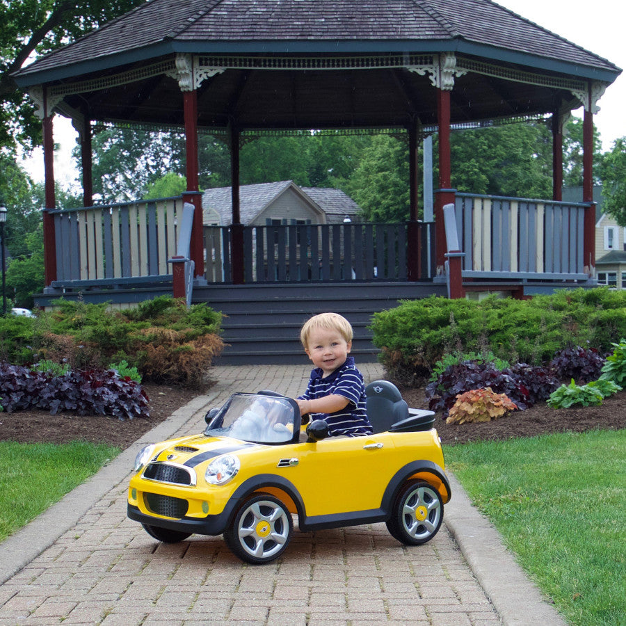 MINI Cooper S 6-Volt Battery Ride-On Vehicle