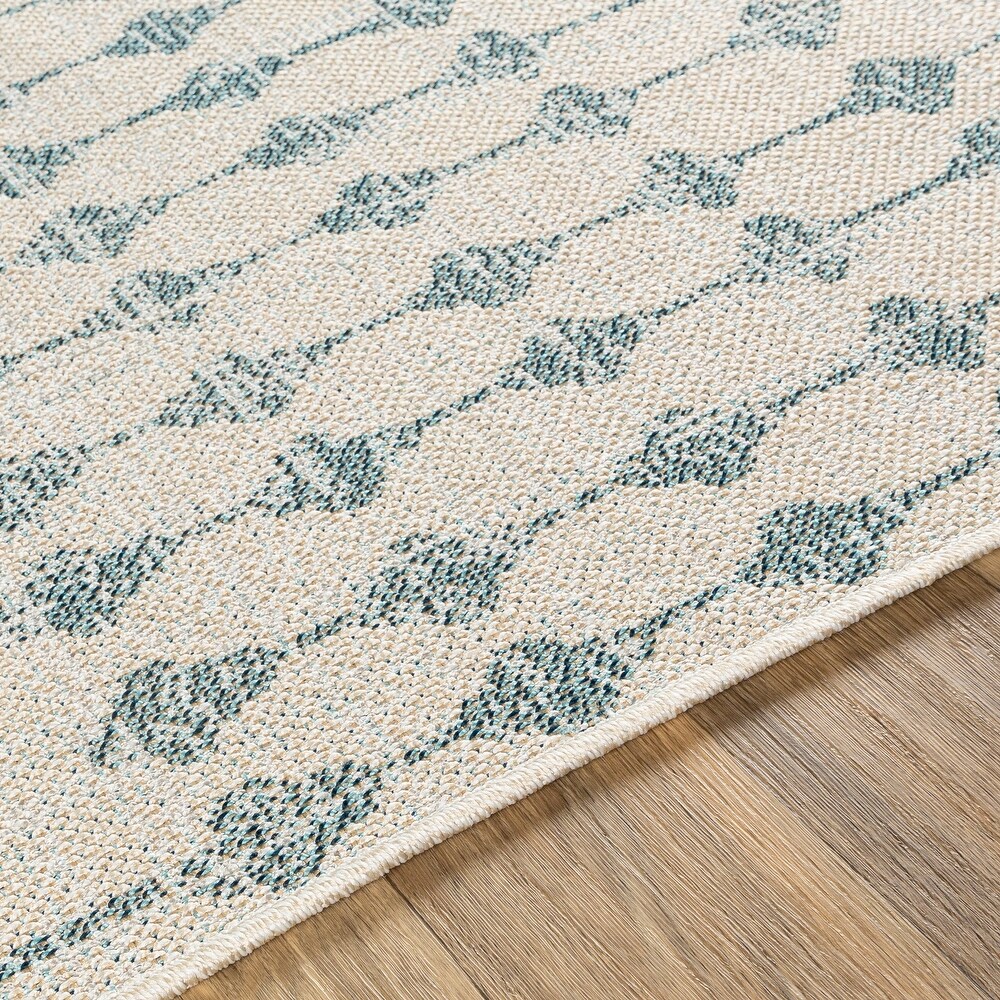 Grady Indoor / Outdoor Boho Geometric Area Rug