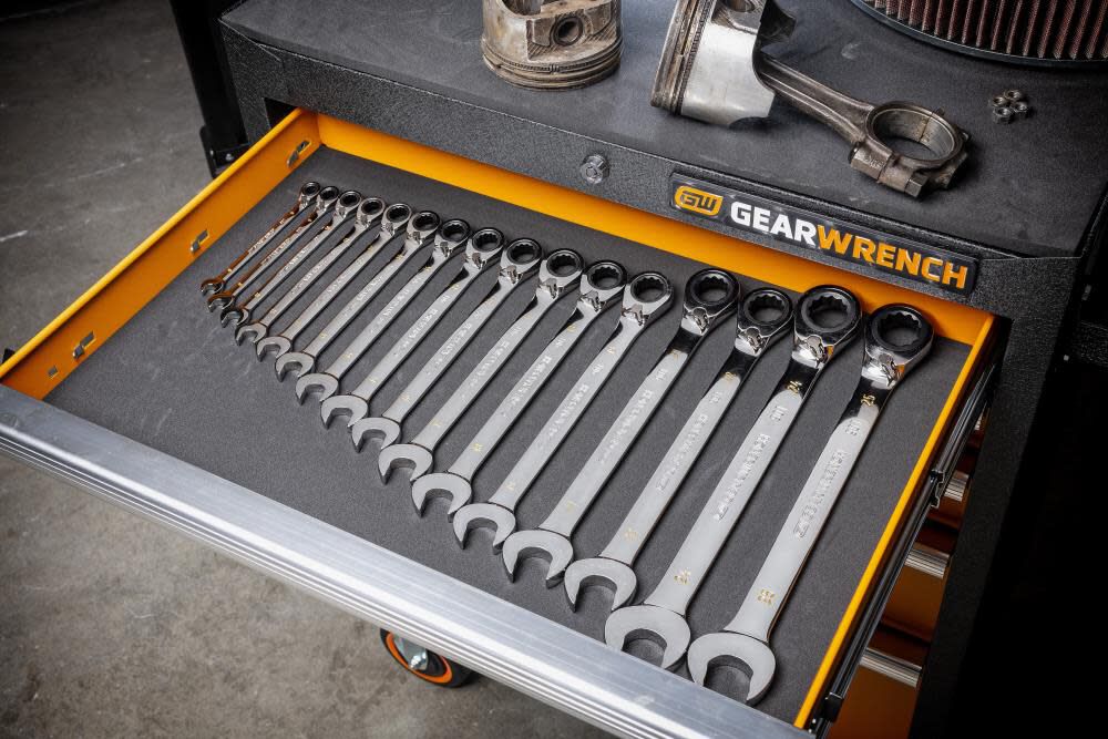 GEARWRENCH Ratcheting Wrench Set 90 Tooth 12 Point Metric Reversible 16pc 86629 from GEARWRENCH