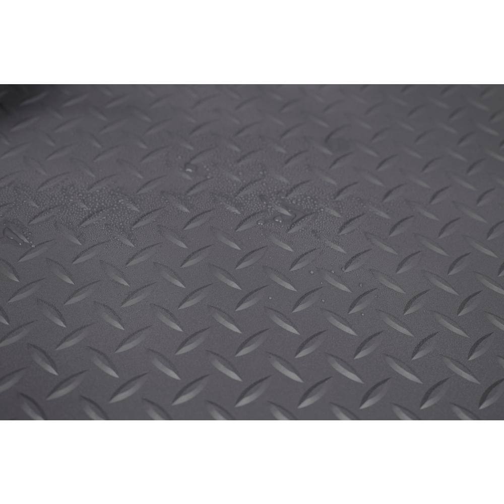 Diamond 10 ft. W x 44 ft. L Grey Commercial Vinyl Flooring HK70DT1044RLSG