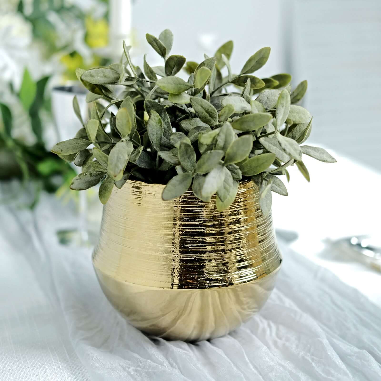 2 Pack Gold Textured Round Ceramic Flower Plant Pots, Cylindrical Bell Shaped Metallic Gold Brushed Planter Pot 6