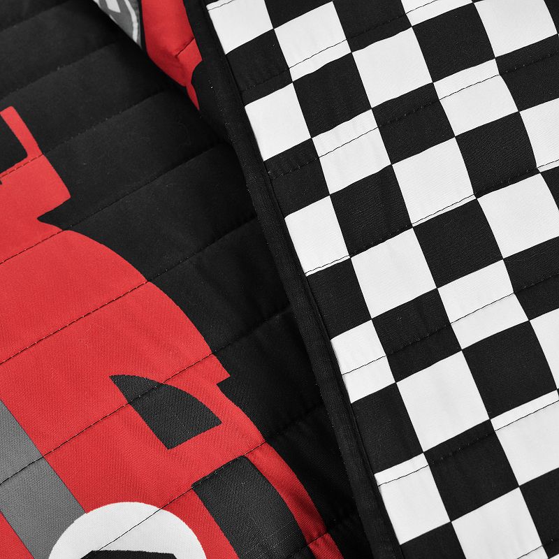 Lush Decor Racing Cars Quilt Set with Shams