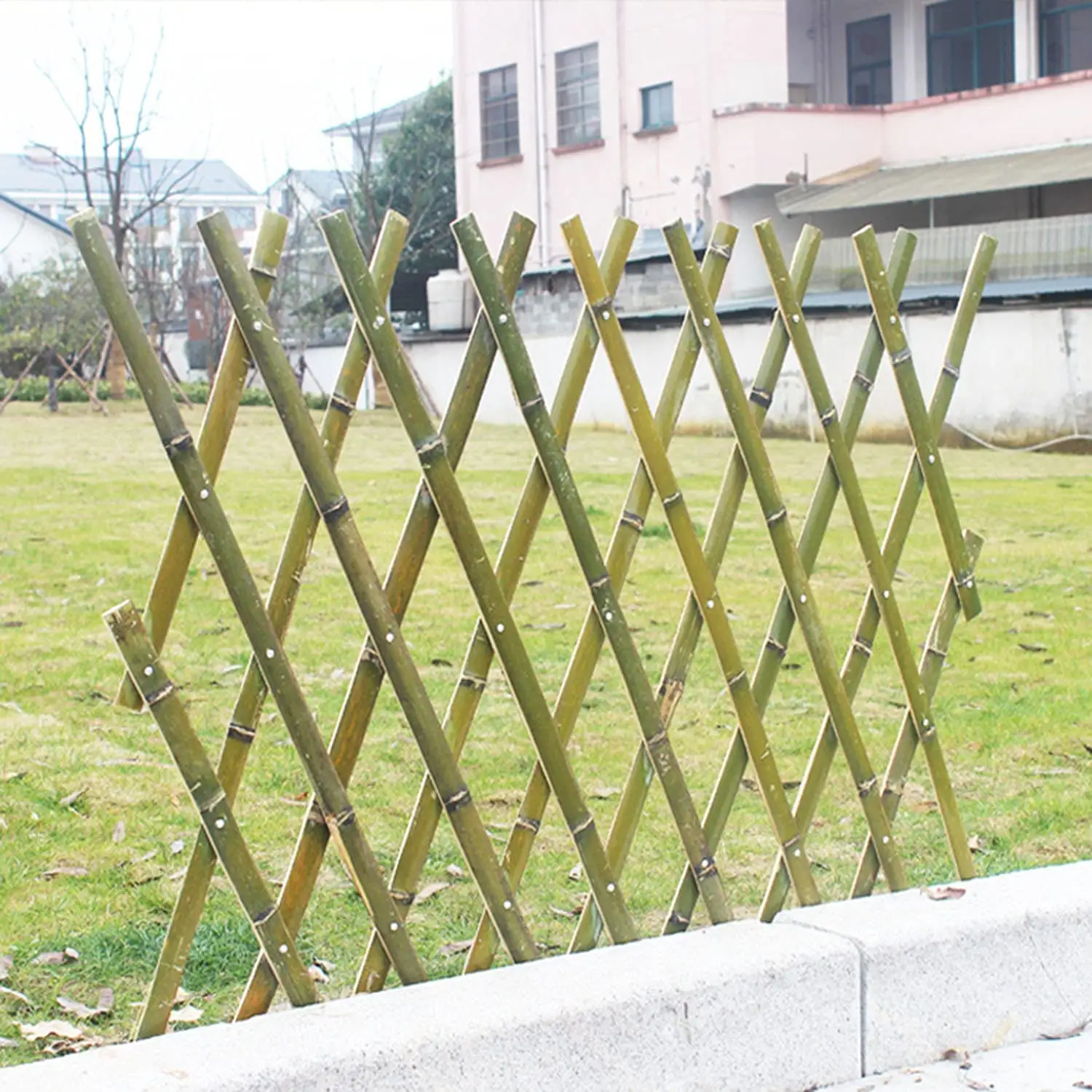 Eco friendly fences garden supplies bamboo fence expandable trellis natural fencing rolls from Vietnam