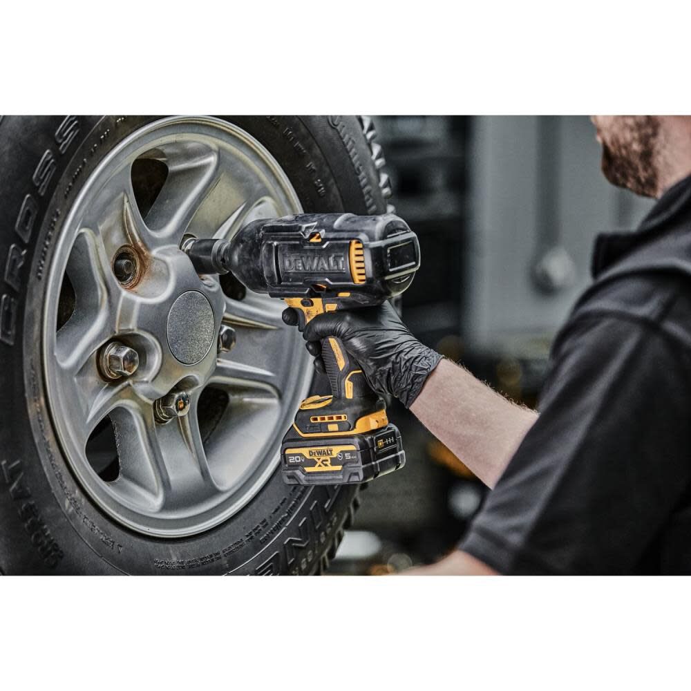 DEWALT 20V MAX XR 1/2