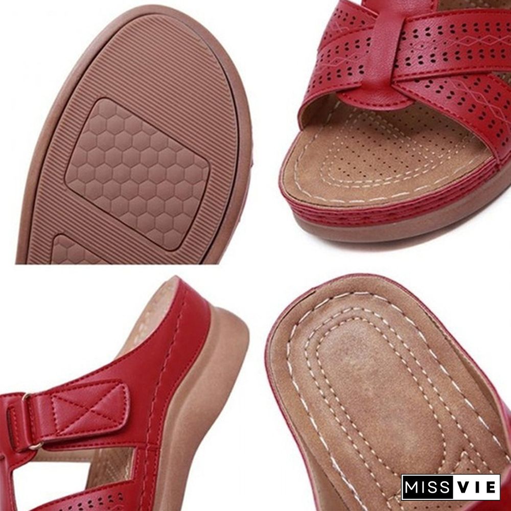 Women's Fashion Retro Sandals And Slippers Buckle Slippers Comfortable Family Beach Slippers Wedges Plus Size Slippers