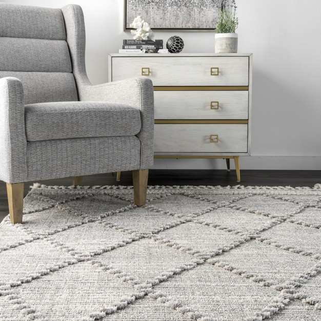 Nuloom Skylar Textured Trellis Tasseled Area Rug