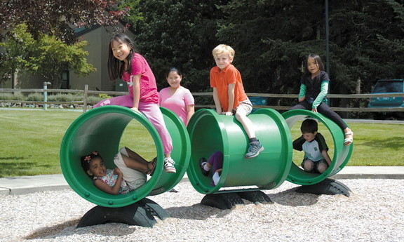 BigToys Freestanding Moving Tunnels