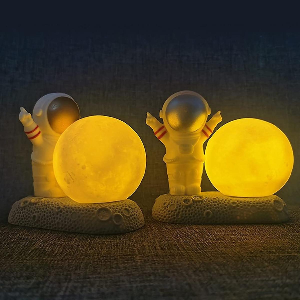 3d Moon Lamp Astronaut Led Desk Lamp Ubs Spaceman Bedside Night Light For Kids Decoration Lights Creative Ornaments